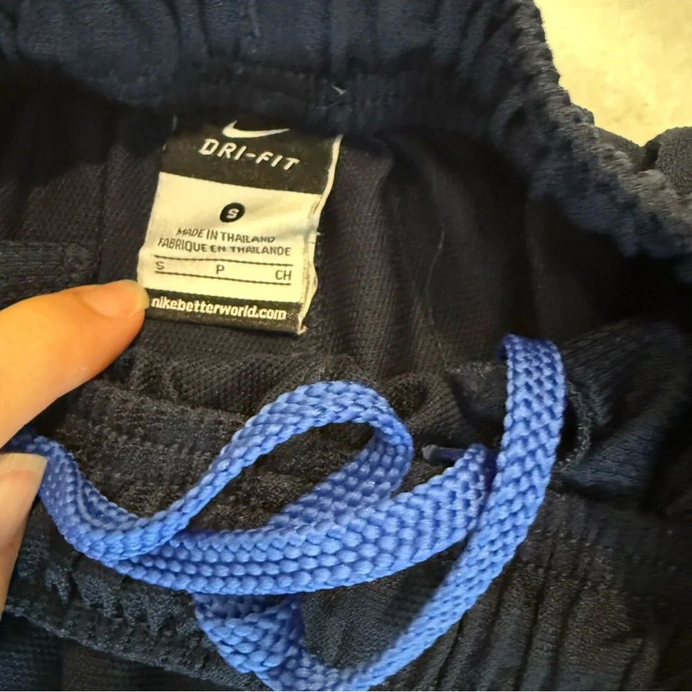 Nike Kids' Blue Basketball Shorts Small